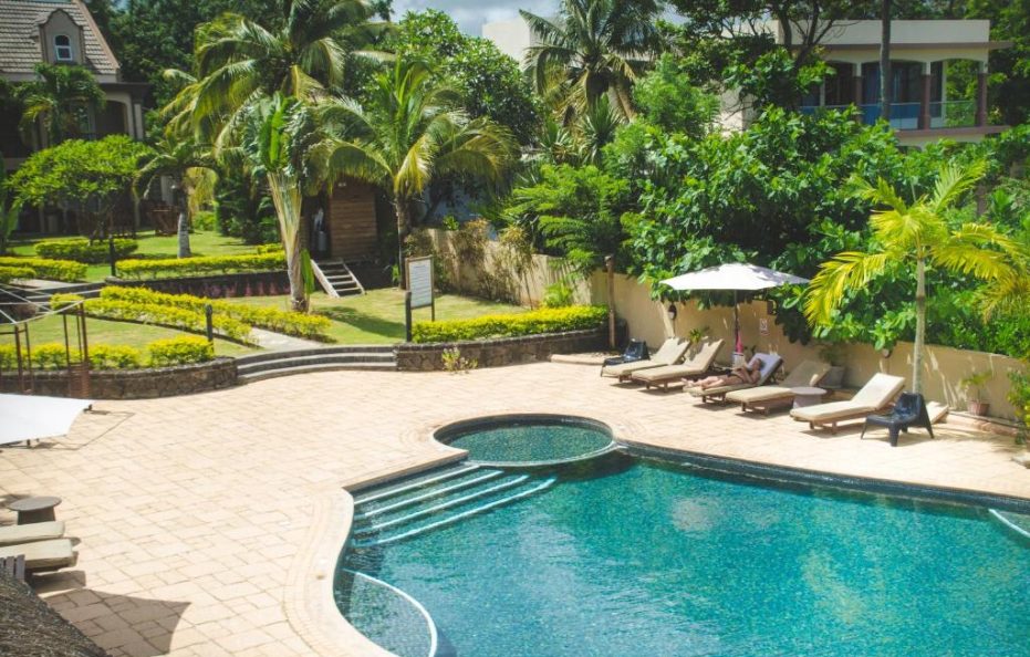 Sunset Reef Resort – A Beachfront Paradise in Mauritius