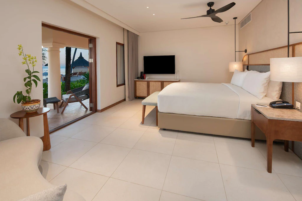 Beachfront Villas bed