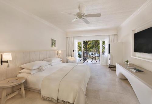 Classic Junior Suite Bedroom