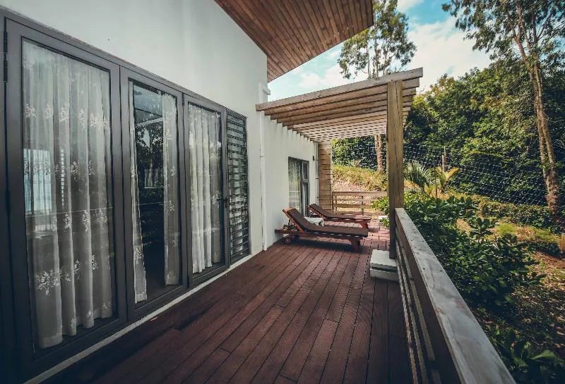 Deluxe Chalet Balcony2