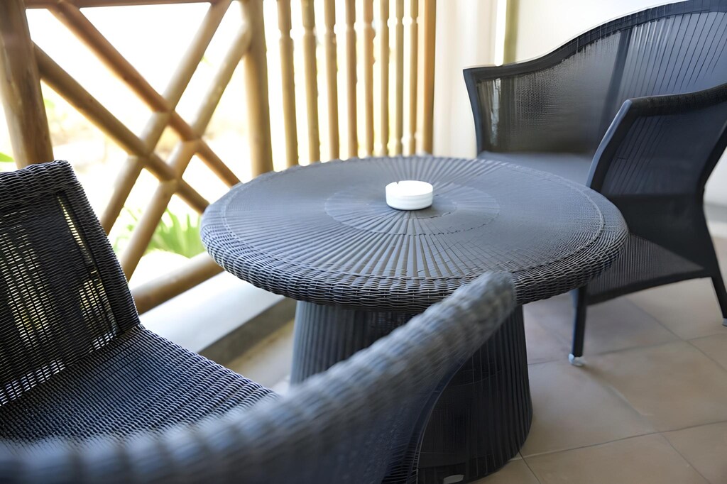 Deluxe Room Chair