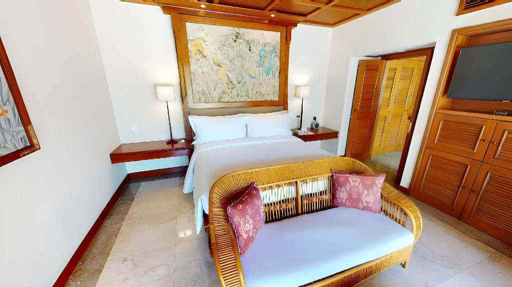 Deluxe Rooms Bed with Sofa