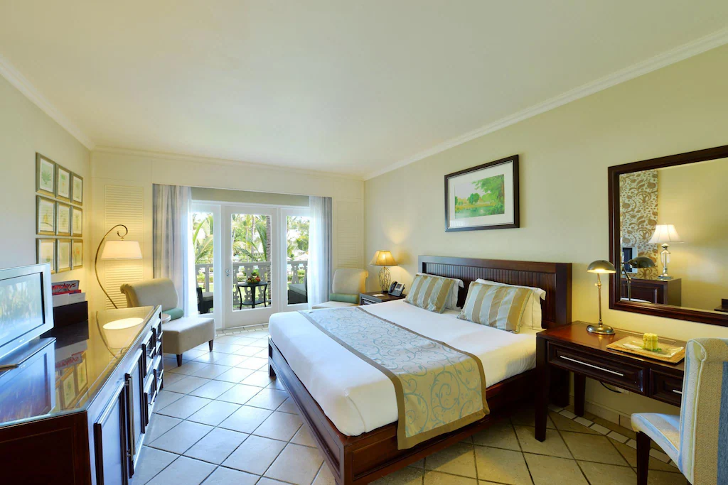 Deluxe Rooms bed2