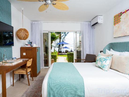 Deluxe Suites Bed