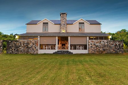 Discover the Takamaka Boutique Winery Tour House