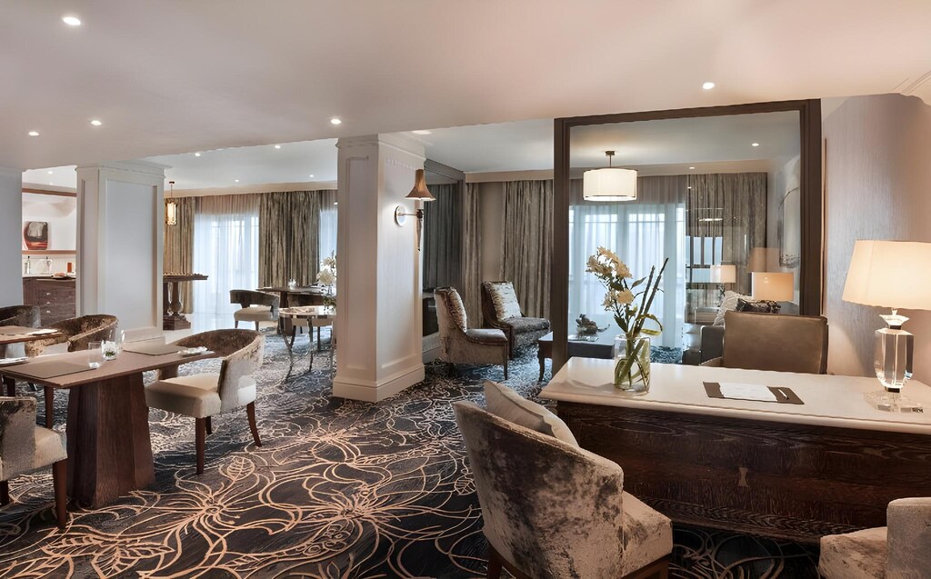 Executive Club Rooms