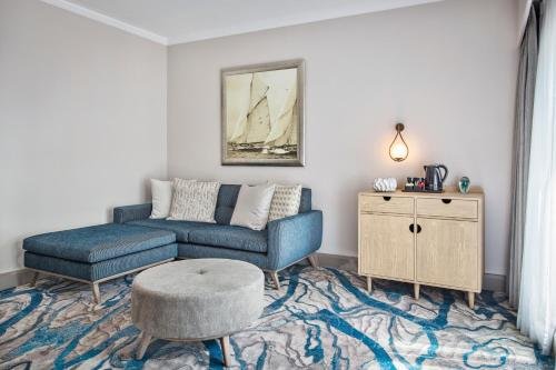 Executive Rooms Sofa