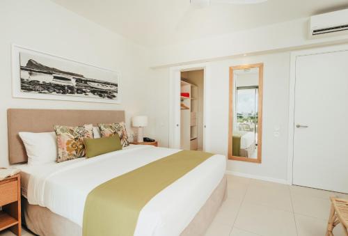 Family Rooms Bed
