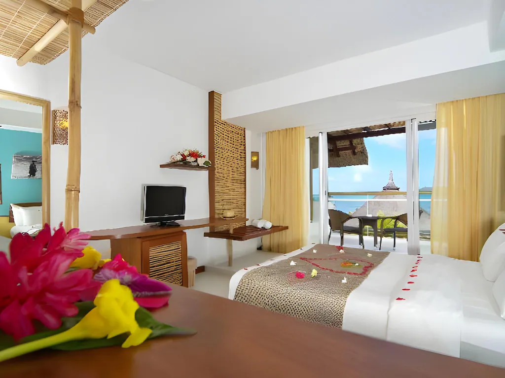 Family Suites Bed