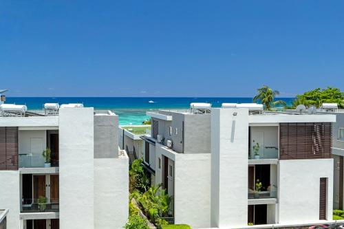 Fmaily Apartments Outside