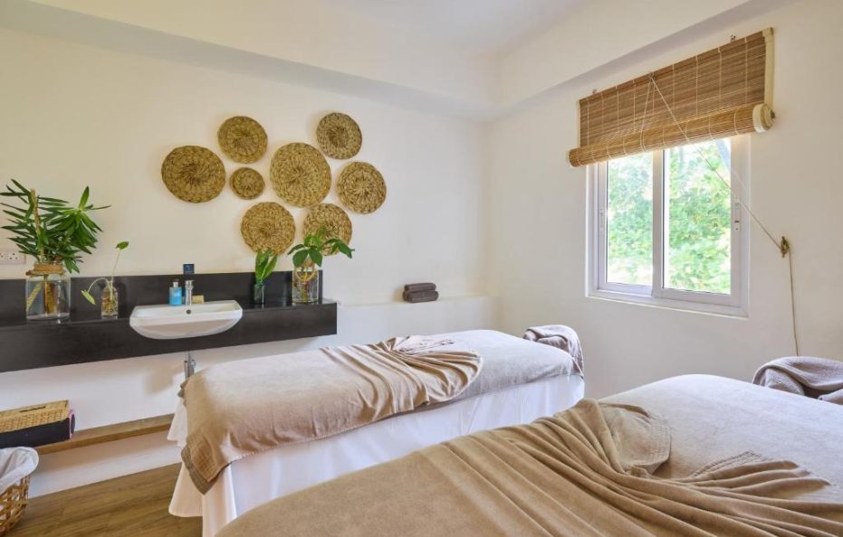 Friday Attitude – Your Laid-Back Beach Escape in Mauritius