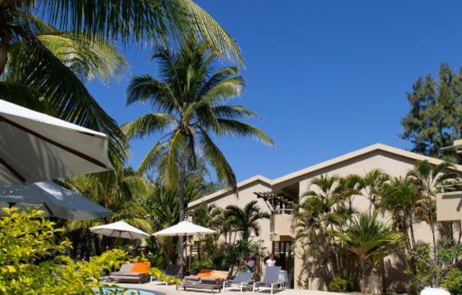 Friday Attitude – Your Laid-Back Beach Escape in Mauritius
