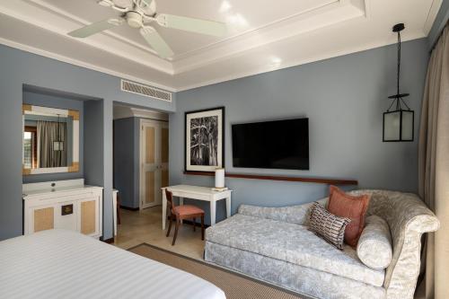 Interconnecting Rooms sofa