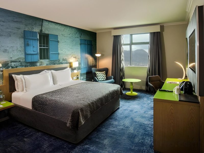 Junior Suites Bed