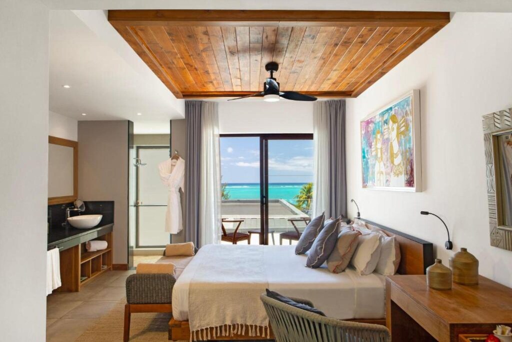 Junior Suites Bedroom