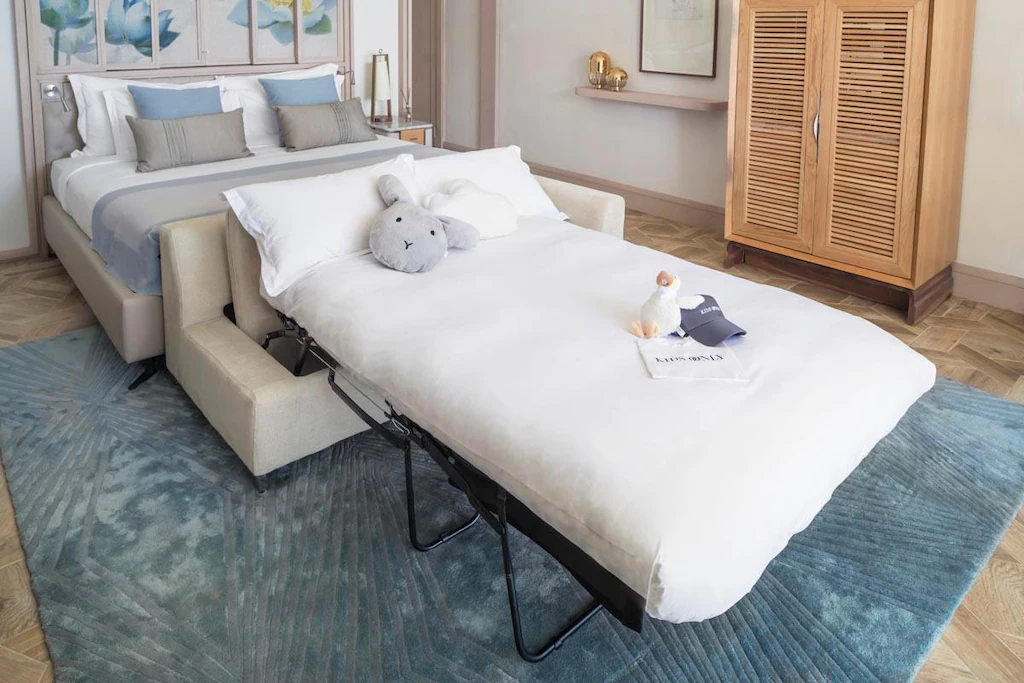 Lagoon Room bed