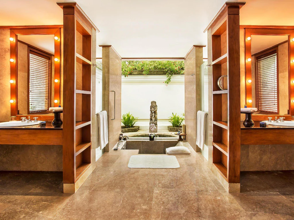 Luxury Villas Bathtub