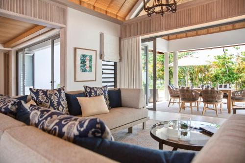 Pool Villas Sofa