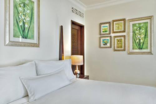 Presidential Suite bed