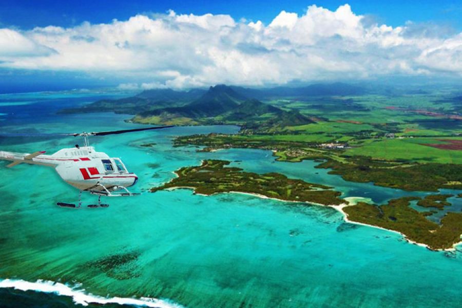 Private Helicopter Tour in Mauritius View3