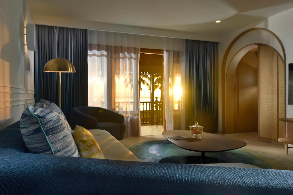 opera Suite drawing room