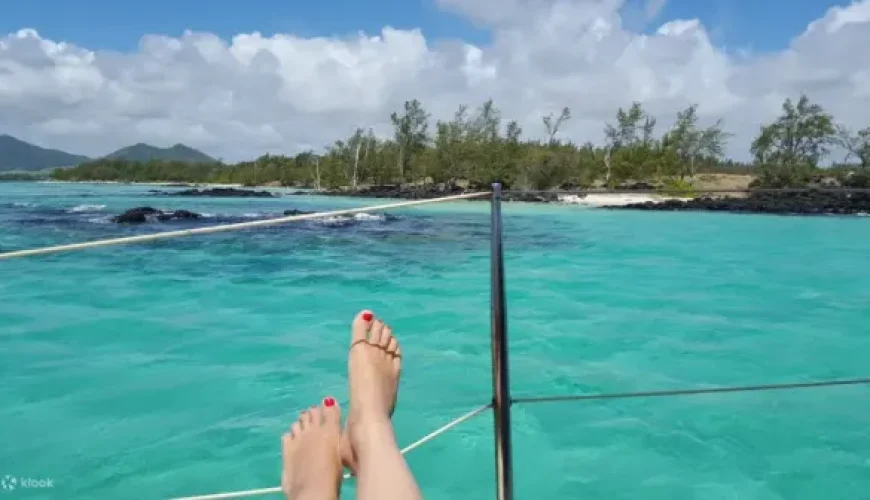 CatamaranCruisetolleauxCerfs.