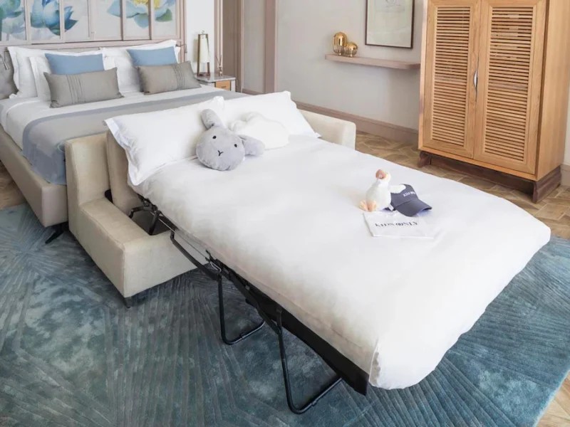 Lagoon Room