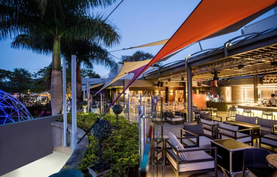 Hennessy Park Hotel