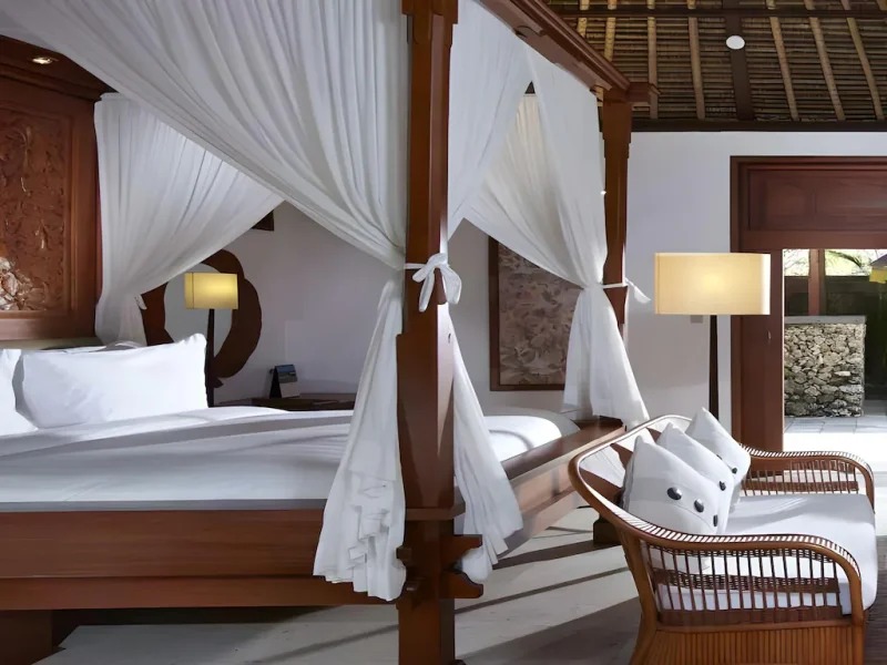 Luxury Villas