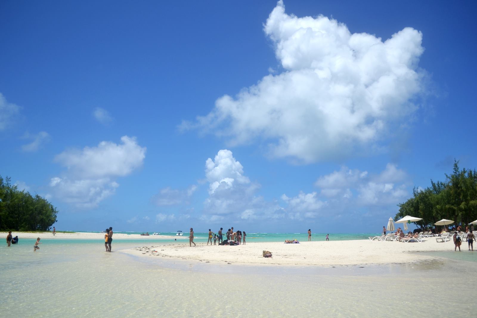 Ile Aux Cerfs Catamaran Cruise