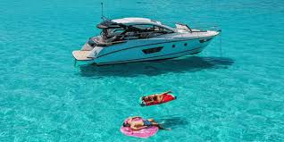 Luxury Private Yacht Cruise to Northern Islands