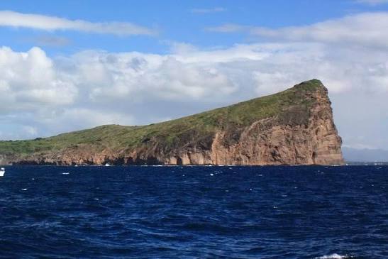 Northern Islands Tour: Coin de Mire, Gabriel & Flat Island